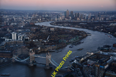 Foto 12x8 London : Southwark - London Landschaft von der Shard Tower Bridge c2016