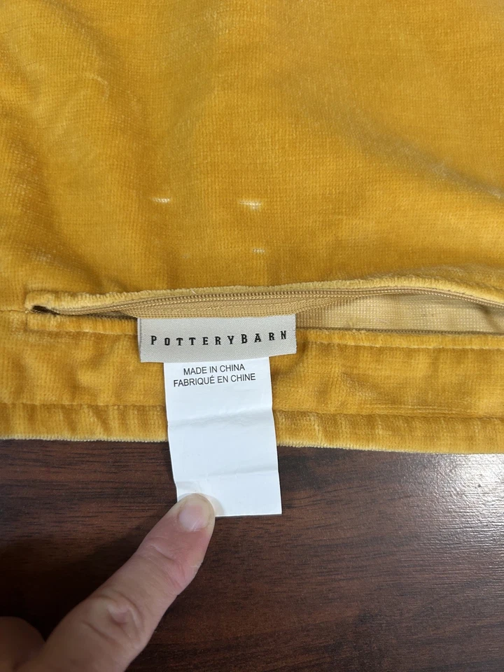 POTTERY BARN Set of 2 golden yellow velvet pillow cover 20" some blemishes - Image 3 of 4