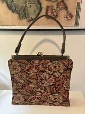 VINTAGE FLORAL TAPESTRY HANDBAG PURSE