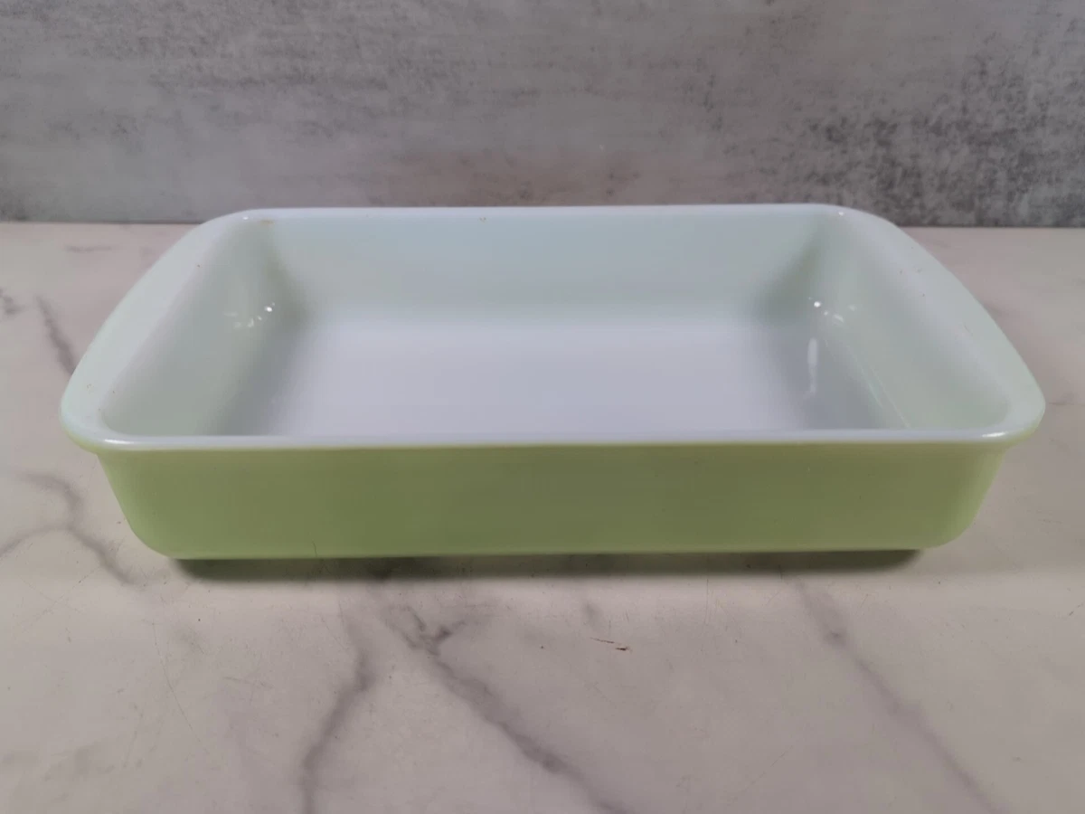 used】パイレックス ベイキングディッシュ Pyrex Baking Dish for sale