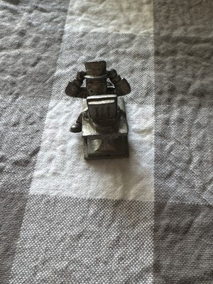 Monopoly .com Edition Metal Pawn Mover Token - Mr. Monopoly at Computer