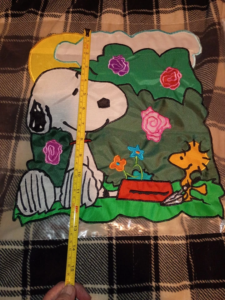 Peanuts Snoopy & Woodstock Garden Flag 13" X 163" - Image 3 of 4