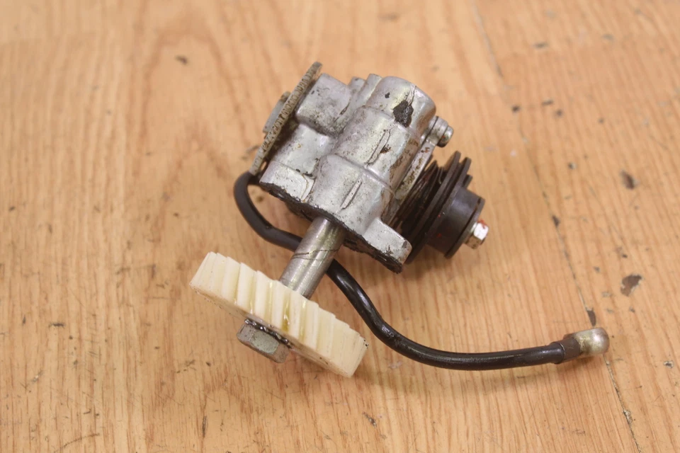 Yamaha HT1 1971 bomba de aceite con engranaje de transmisión Foto 4 de 4