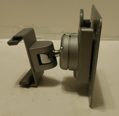 Humanscale VESA Mounting Bracket / Plate for Para/Flex Crossbar Monitor Stands