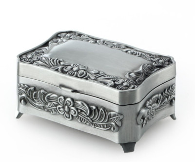 VINTAGE TIN ALLOY RECTANGLE FLOWERS MUSIC BOX :      THE IMPOSSIBLE DREAM    