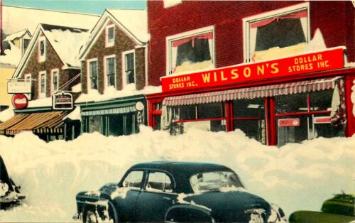 WILSON'S DOLLAR STORES, WINTHROP LIVERMORE FALLS, AUBURN, HALLOWELL, MA POSTCARD - Picture 1 of 2