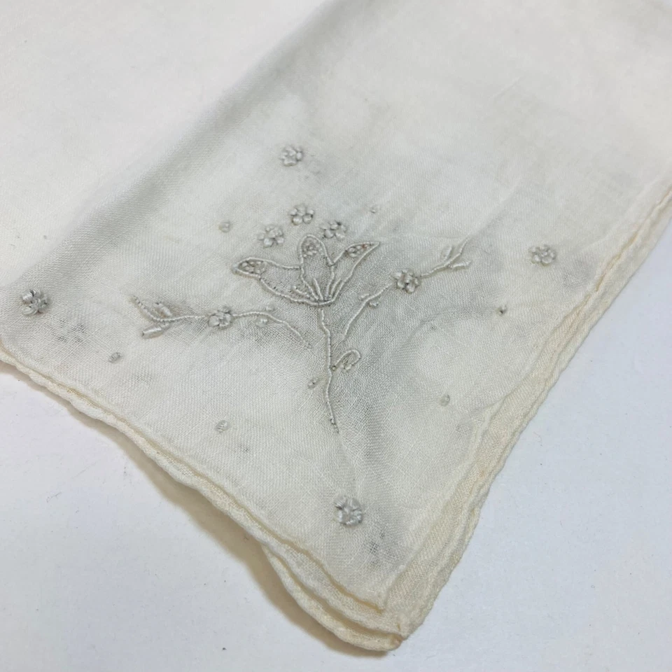 Винтажные носовые платки вышитая хлопковая смесь один кремовый как дефектный цветочный - Изображение 2 из 4