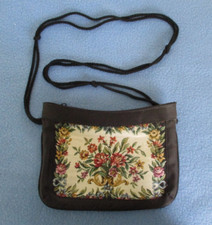 VINTAGE FLORAL PATTERN NEEDLEPOINT PURSE BAG CLUTCH