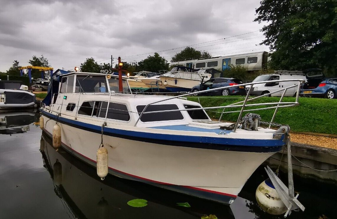 Princess 32ft cruiser, Motor boat, liveaboard, houseboat eBay