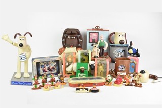 Aardman Animation Bundle Wallace & Gromit Morph Figures Mugs Toys Collection