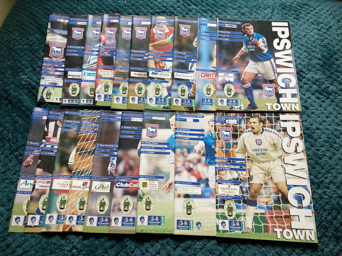 Lot De 3 Programmes De Match Ipswich Town – Saison 1973 – Football Vintage UK