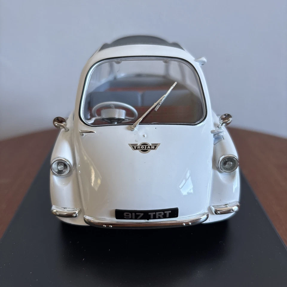 Coche burbuja blanco griego troyano Heinkel Oxford 1:18 en caja Foto 4 de 4