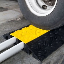 Protecteur de câble Guardian 2 canaux pour diamètre 3,25" Câbles