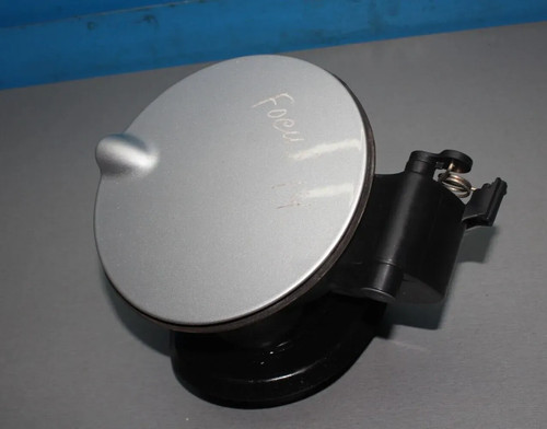 Tankklep Diesel Tank deksel Polar Zilver BM51-27936 Ford Focus III DYB Bj.14 - Afbeelding 1 van 10
