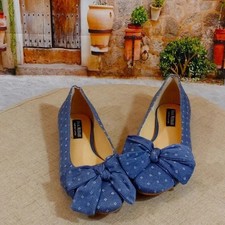 Womens flats by Isaac Mizrahi