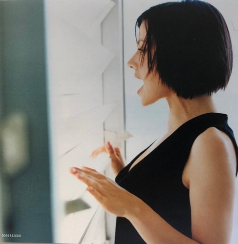 Tina Arena ~ Just Me CD New & Sealed - Picture 4 of 5
