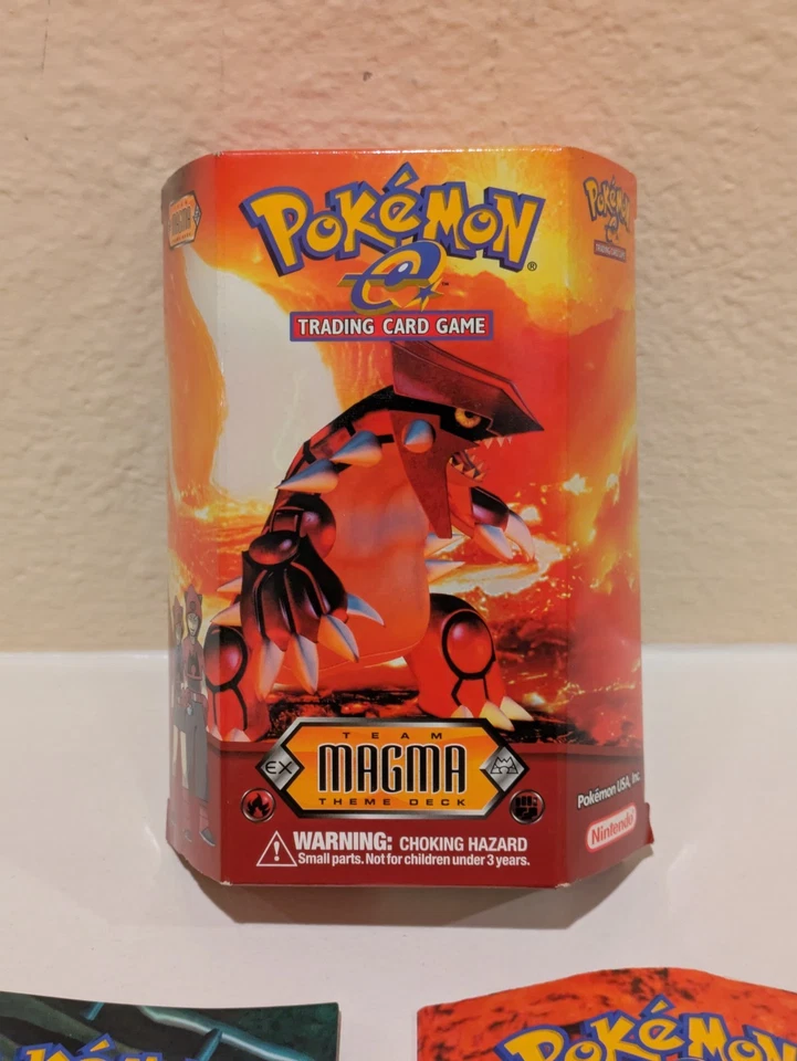 OPEN BOX VINTAGE Pokemon Trading Card Game TCG EX Team Aqua vs Magma Theme Deck - Image 2 of 4