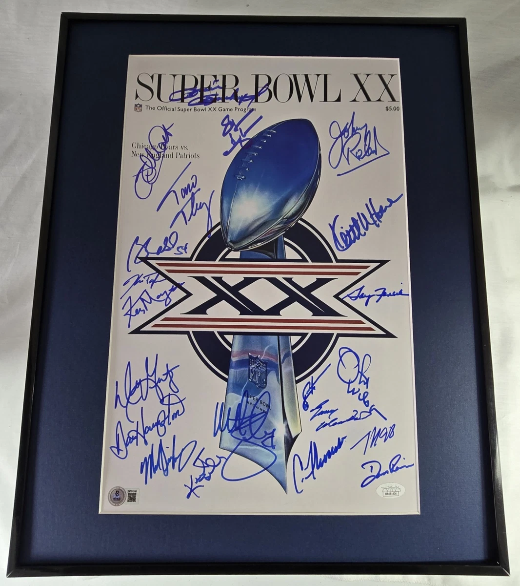 1985 Chicago Bears Super Bowl Team Signed Photo Framed Display