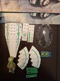 LEGO Galaxy Squad 70704 Vermin Vaporizer:  Complete Build + 1 Minifig & Manuals