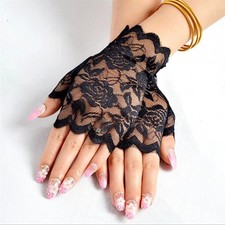 Women’s Lace Fingerless