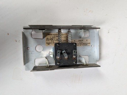 Doorbell Transformer Chime Assembly Mounting Bracket 10/16V L-113 Rusted Used