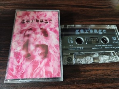 GARBAGE - SELF TITLED - CASSETTE TAPE ALBUM  - TAPE 1995 STUPID GIRL
