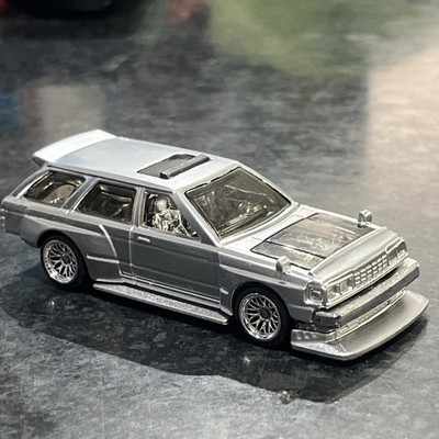 Hot Wheels Nissan Maxima Drift Auto Chrom mit Real Riders 