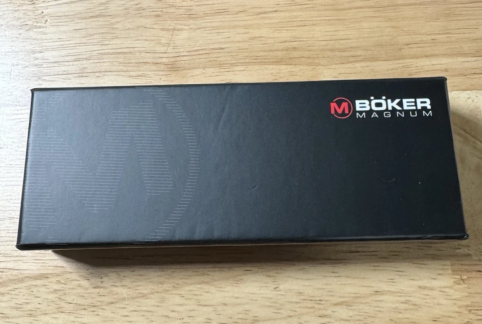 Boker Magnum Fancy Pakkawood 锁扣口袋刀 420SS 折叠猎人 01SC002 — 第 2/4 张图片