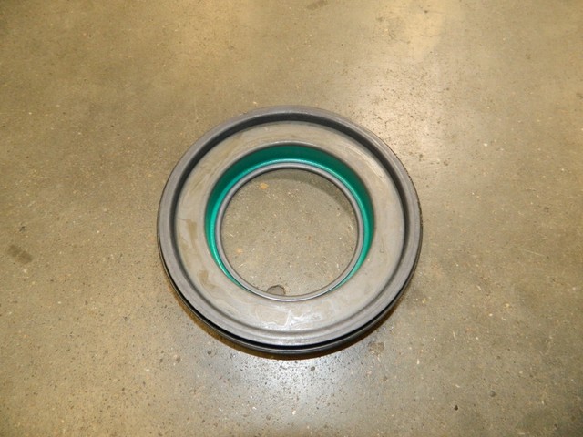 INNER KNUCKLE VACUUM SEAL FORD SUPER DUTY F250 F350 DANA 60 FRONT 2005