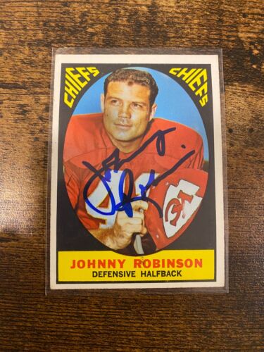 1967 Topps Johnny Robinson Signed Card Auto Autograph NFL HOF Kansas City Chiefs