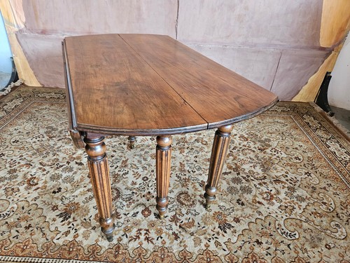 TAVOLO CON ALETTE IN NOCE ALLUNGABILE LUGI FILIPPO EPOCA XIX SECOLO RESTAURATO - Foto 8 di 24