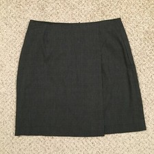 Old Navy Skirt Size 6 Gray Plaid Short Unlined A-line