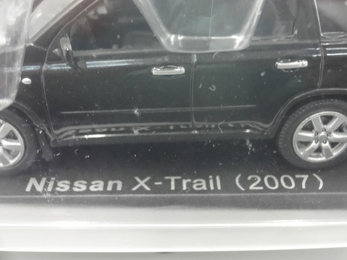 Miniature J Collection 1/43 – Nissan X-Trail 2007 – Version Pompiers (Modifiée)