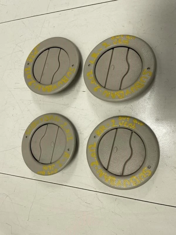 Chevrolet Suburban 1500 2012 techo rejillas de ventilación de aire OEM+ Foto 4 de 4