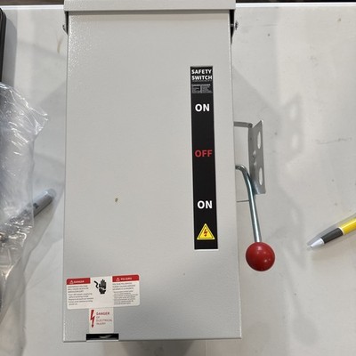 100A Generator Transfer Switch, 24000W Universal Double Throw Safety Switch