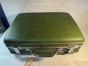 Vintage American Tourister Tiara Hardshell Suitcase Olive Green 24" 1960s-70s