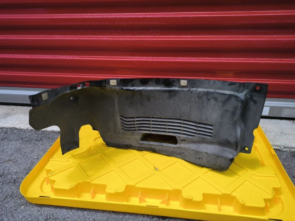 Audi S5 2018 3.0T Premium Plus OEM Front Right Side Fender Liner Extension Cover - Изображение 2 из 4