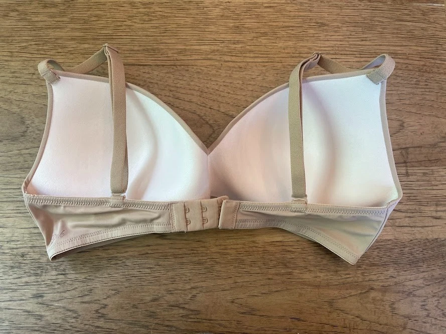 Sujetador push up inalámbrico ROSA Victoria's Secret Praline Script 36B Wear Everywhere Foto 2 de 2