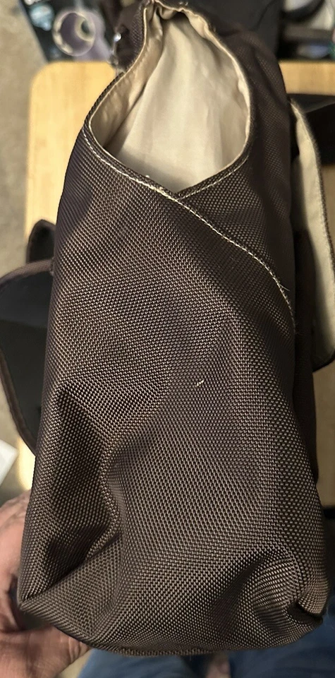 Bolso de Pañales Pottery Barn Niños Mensajero Convertible Hombro/Mochila Marrón Foto 3 de 4