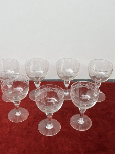 Lot of 9 Baccarat Engraved Crystal White Wine Glasses - Picture 9 of 11
