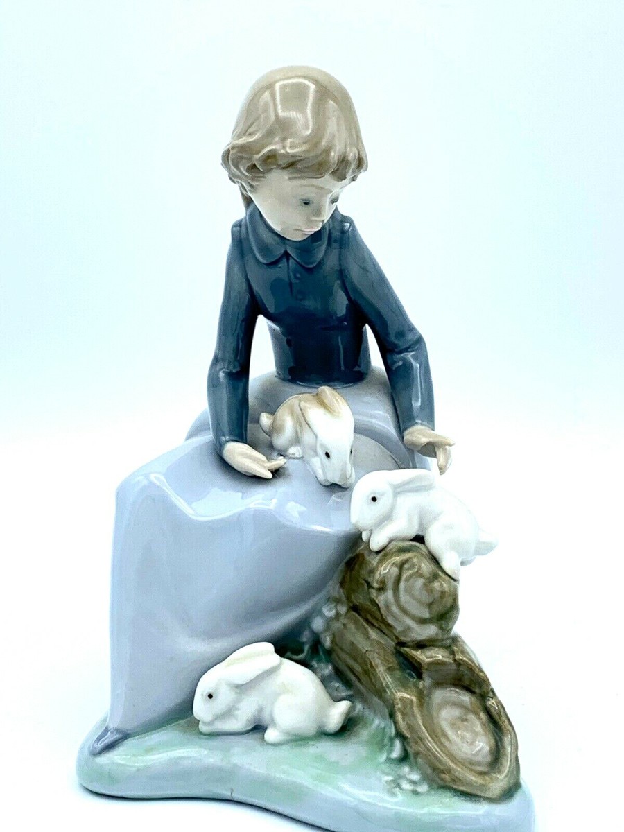 Lladro Nao Daisa 1987 Girl With Rabbits Figurine Great Condition