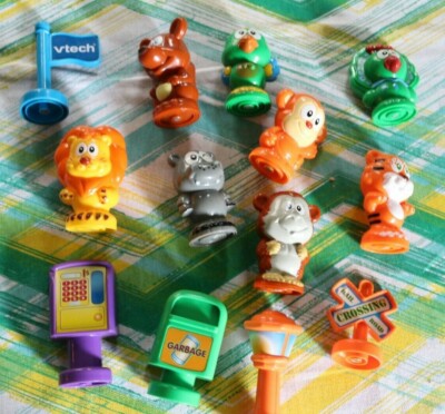 V-Tech Smartville Animal Lot 13 pcs Set Monkey Lion Dog Traffic Signs -Y -=