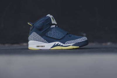 Nike AIR JORDAN SON OF MARS ARMORY NAVY BLUE LIME-WHITE  display picture 1