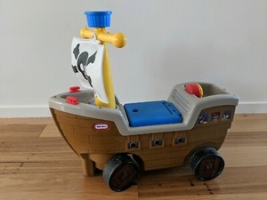 little tikes play n scoot pirate ship