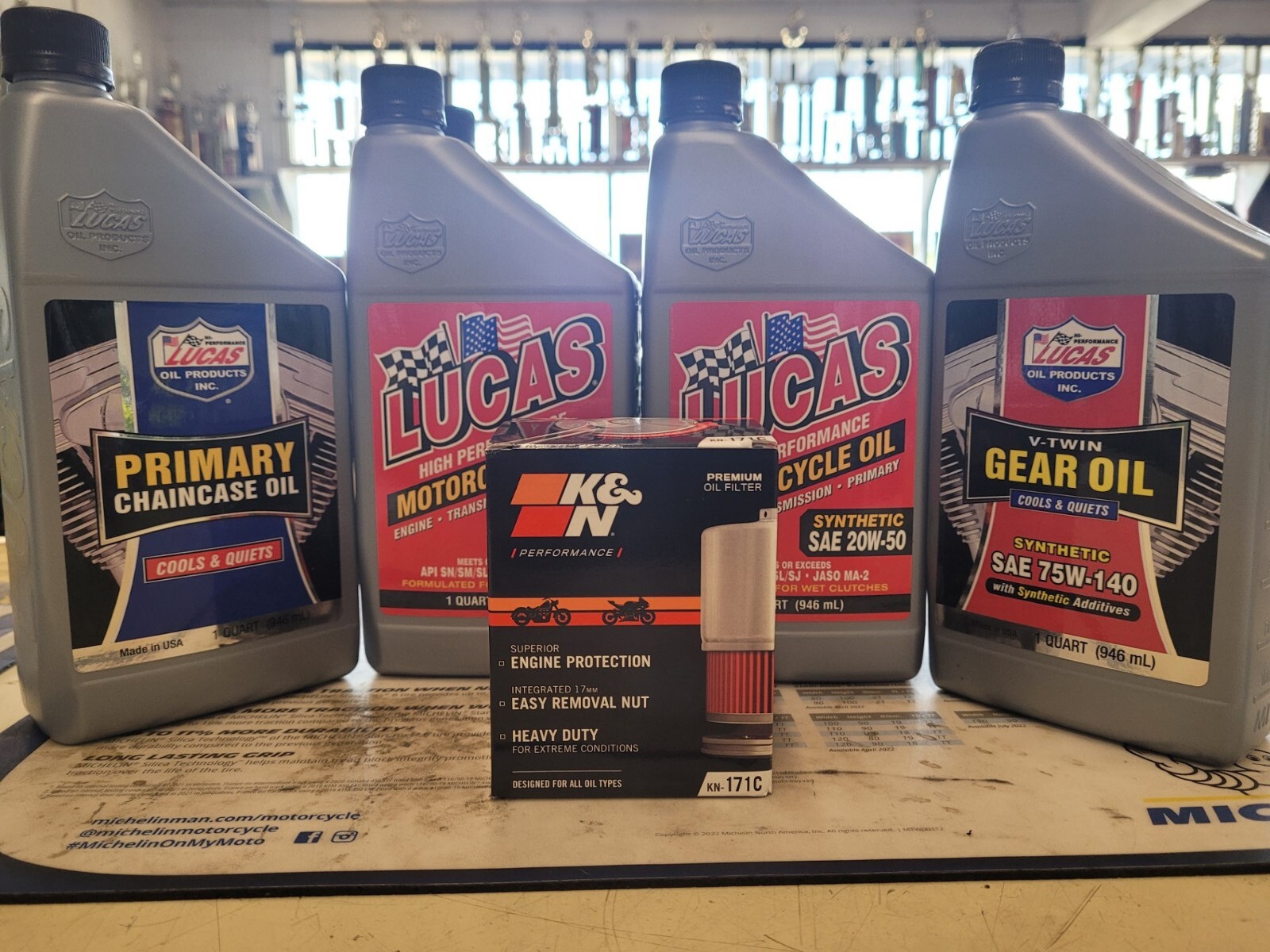 Oil Change Kit Harley Davidson Lucas Oil Full Synthetic with Chrome K&N