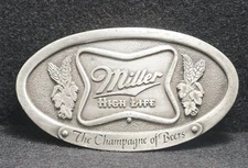 WA07129 VINTAGE 1975 **MILLER HIGH LIFE** THE CHAMPAGNE OF BEERS PEWTER BUCKLE