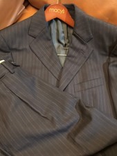 Ermenegildo Zegna Suit 38s