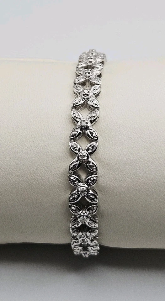 Brazalete tenis Ross Simons plata esterlina diamante flor 7" Foto 3 de 4