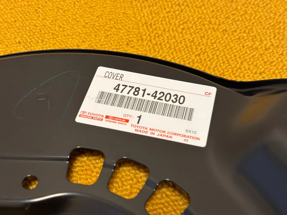 Toyota Genuine RAV4 2001-2005 Front Disc Brake Dust Cover Left Right Pair OEM - Image 4 of 4