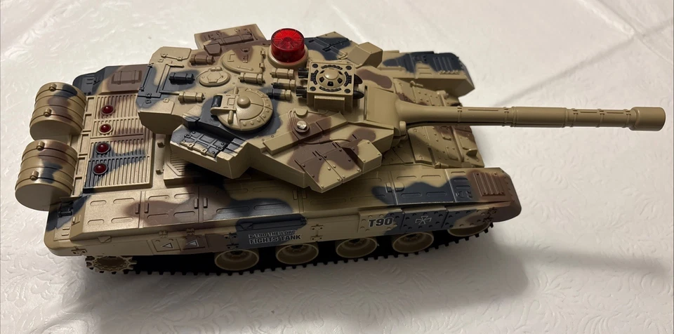 Battle Russian Tank T90 “The Lord Fights Tank” 1:24 Scale, Awesome Detail - Image 3 of 4